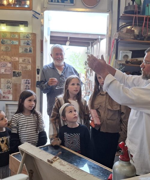 WhatsApp Image 2025-05-27 at 10.31.28 (1)